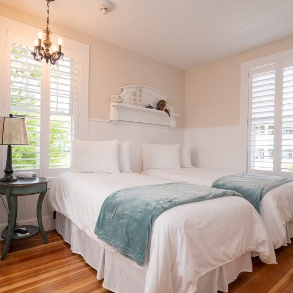 110 – Marginal Way House Hotel